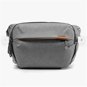 Peak Design everyday sling bag 10L